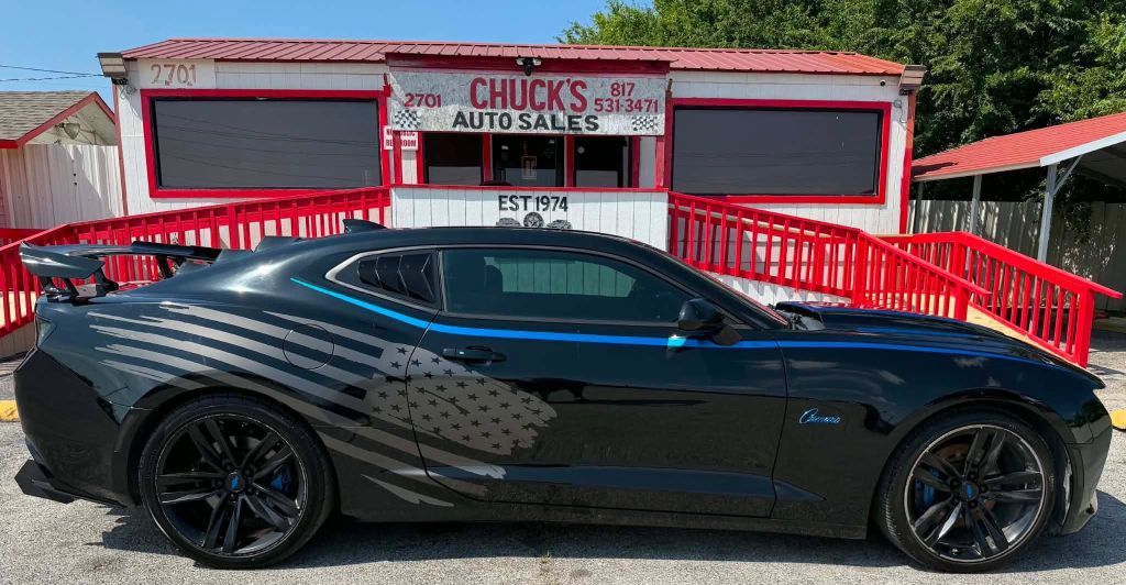 2017 Chevrolet Camaro Image 4