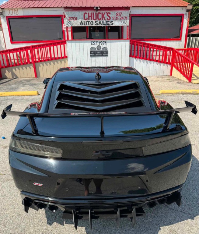 2017 Chevrolet Camaro Image 5