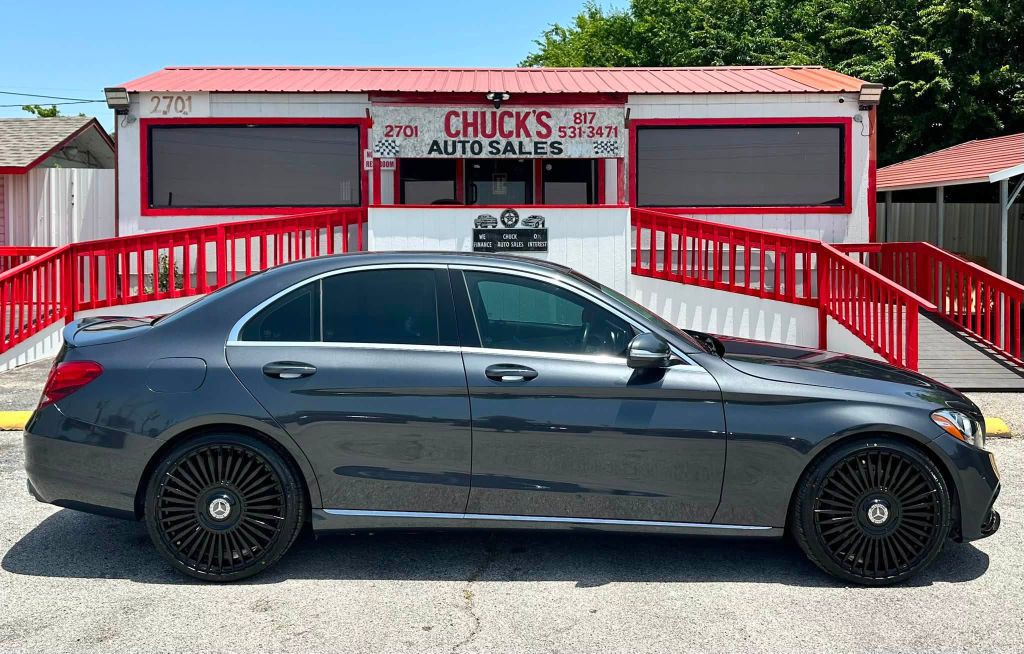 2015 Mercedes-Benz C-Class Image 3