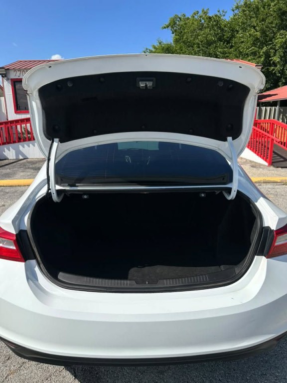 2023 Chevrolet Malibu Image 6