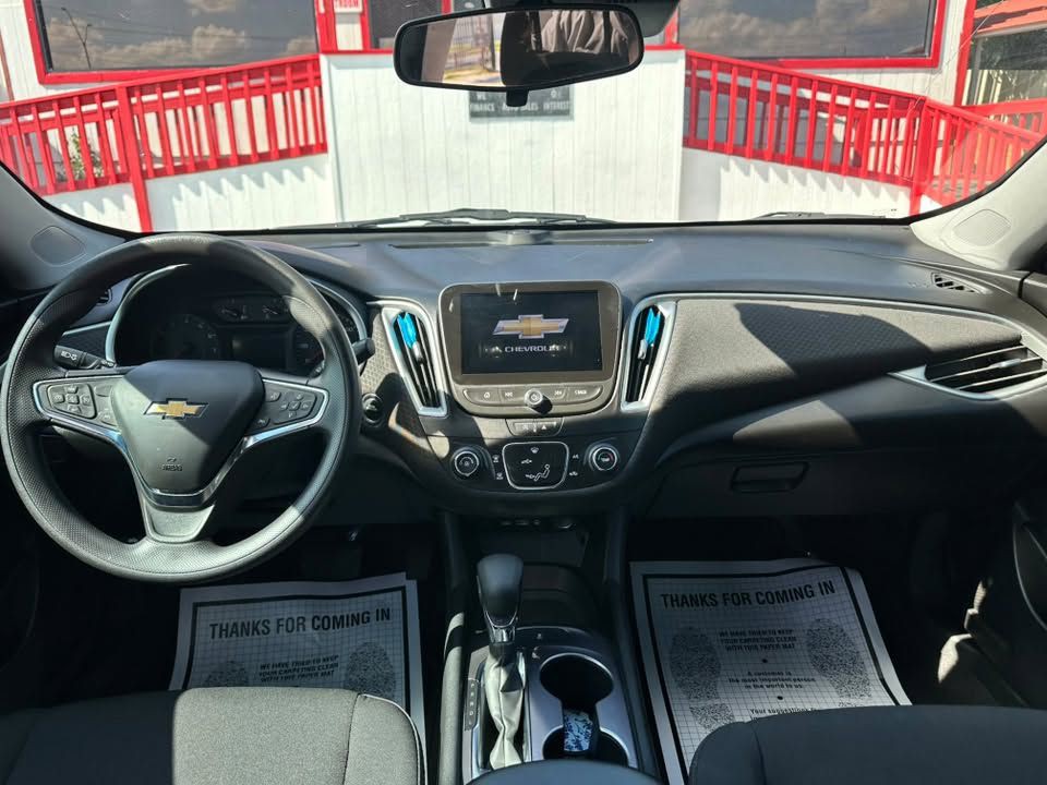 2023 Chevrolet Malibu Image 9