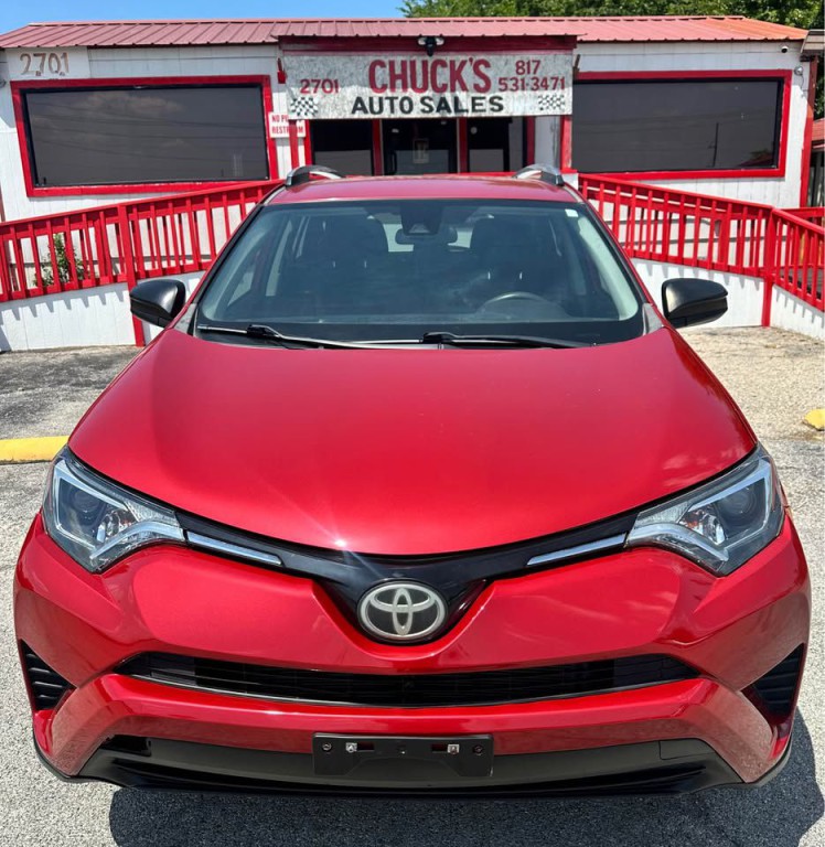 2017 Toyota Rav4 Image 2