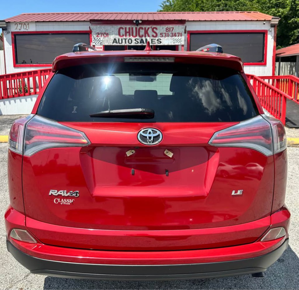 2017 Toyota Rav4 Image 5