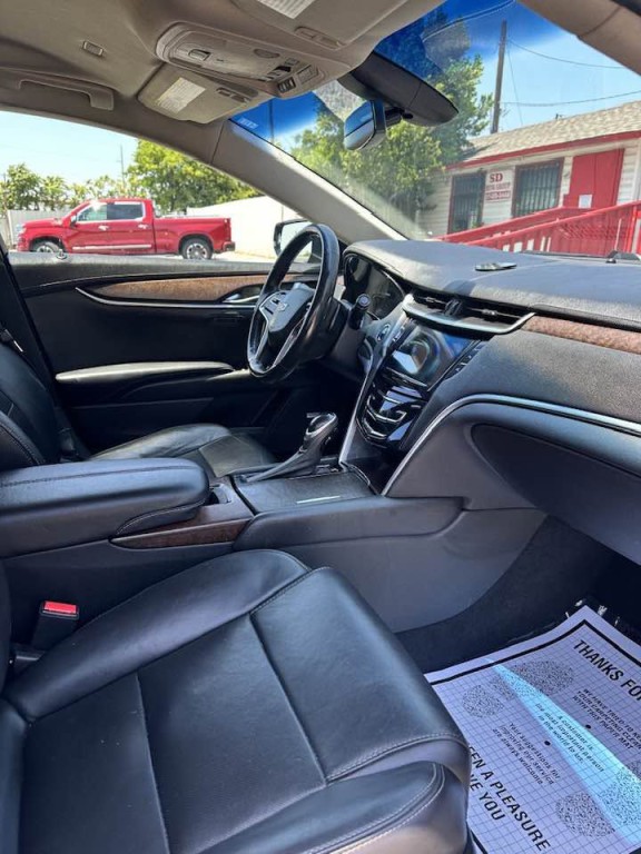 2018 Cadillac XTS Image 8