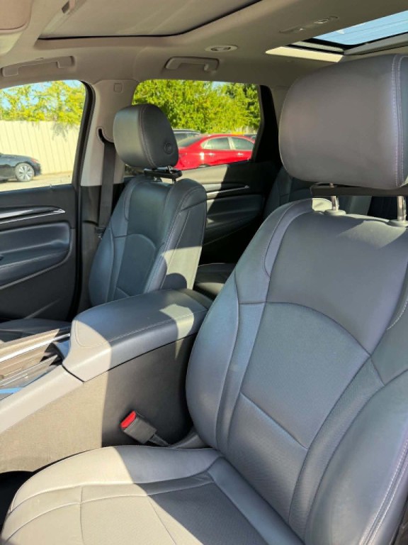 2021 Buick Enclave Image 7