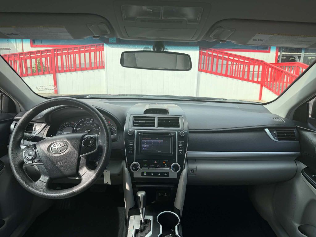 2014 Toyota Camry Image 7