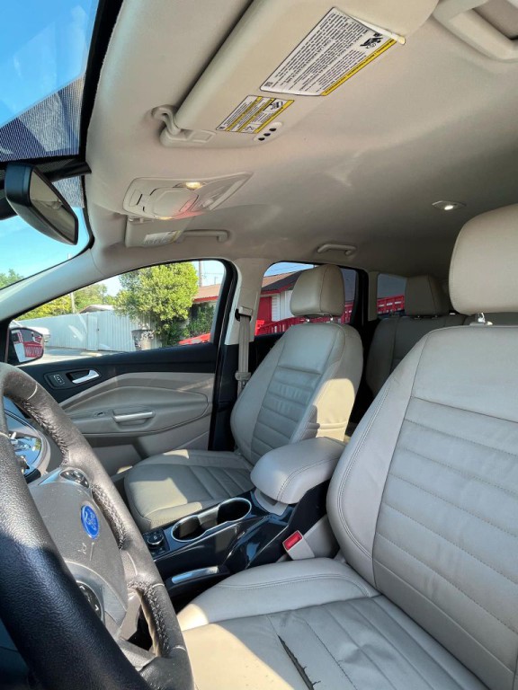 2015 Ford Escape Image 8