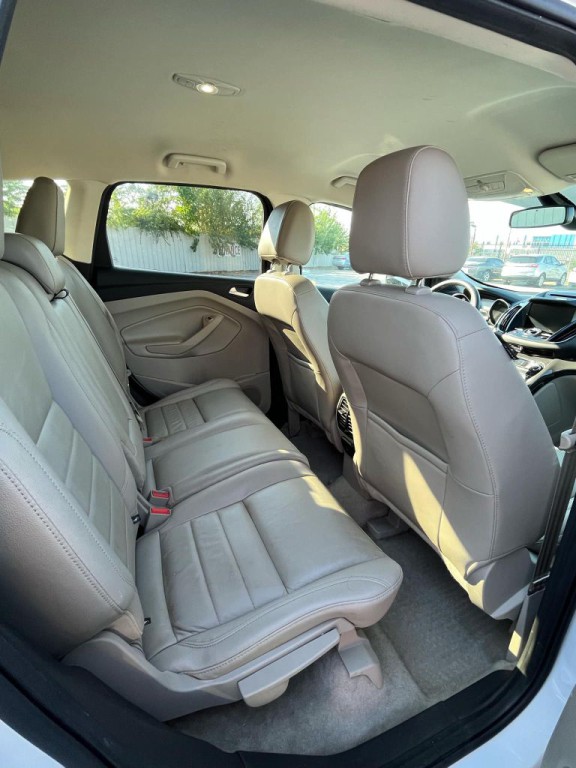 2015 Ford Escape Image 11