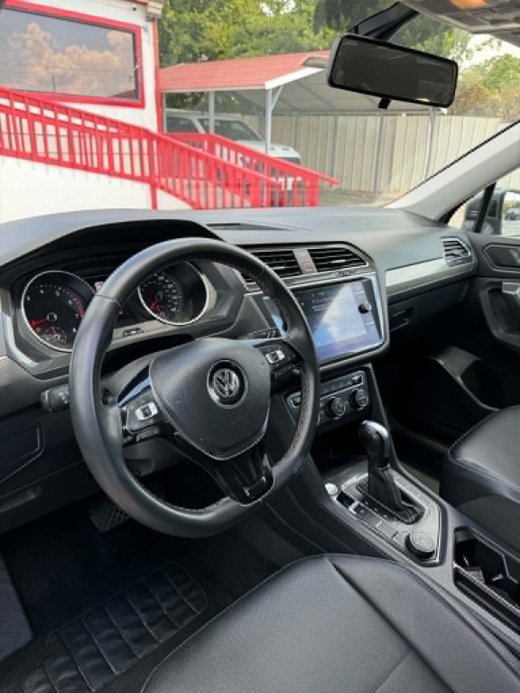 2021 Volkswagen Tiguan Image 7
