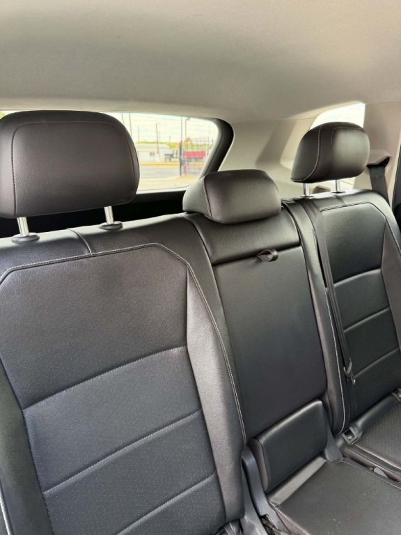 2021 Volkswagen Tiguan Image 12