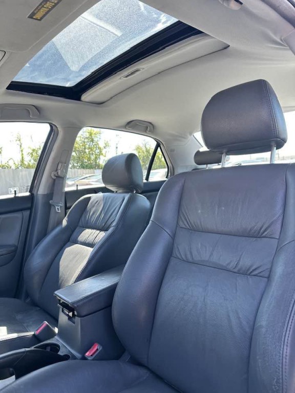 2006 Honda Accord Image 8