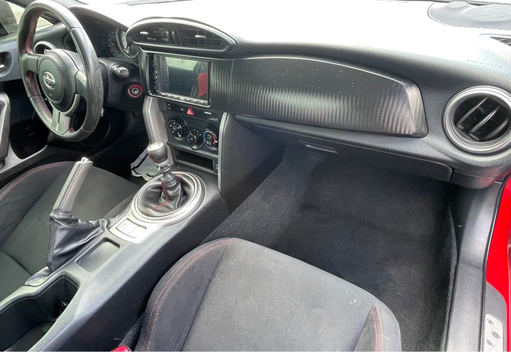 2013 Scion FR-S Image 5