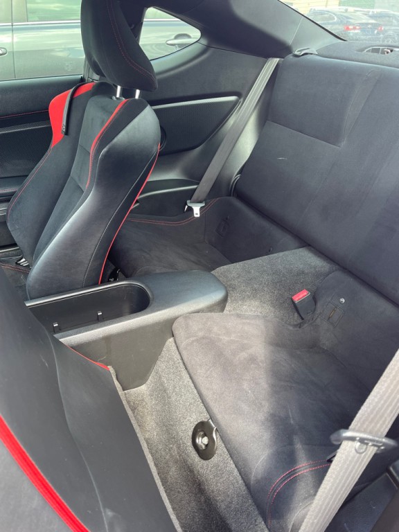 2013 Scion FR-S Image 8