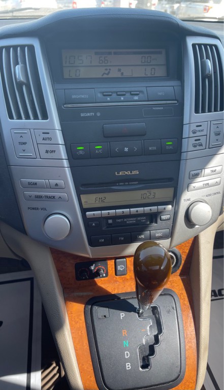 2006 Lexus RX Image 8