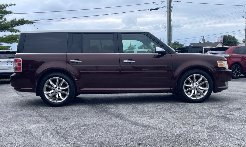 2009 Ford Flex Image 2