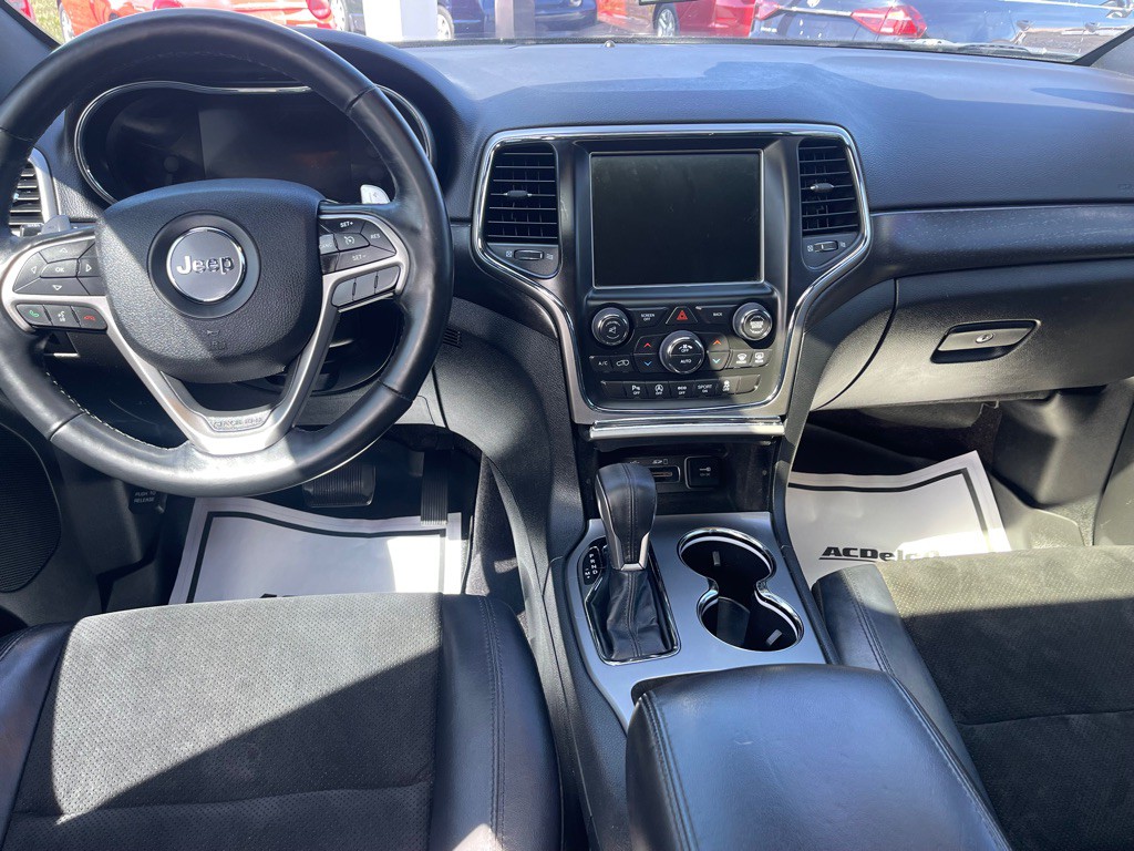 2017 Jeep Grand Cherokee Image 9