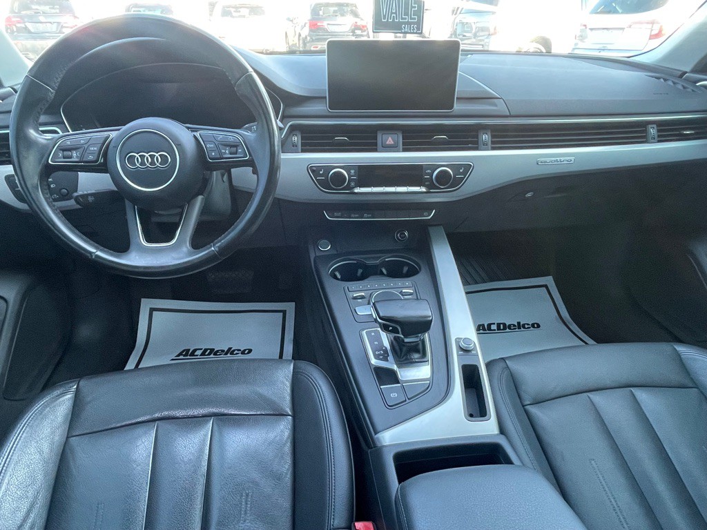 2017 Audi A4 Image 8