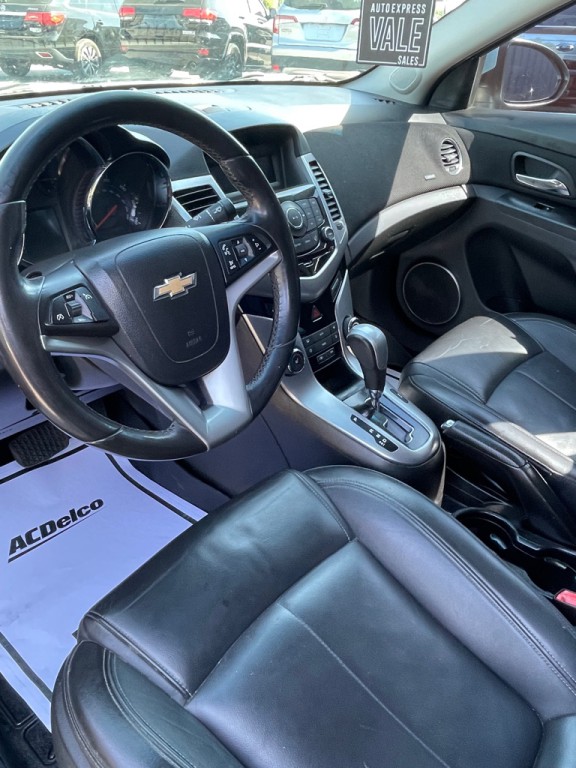 2011 Chevrolet Cruze Image 8