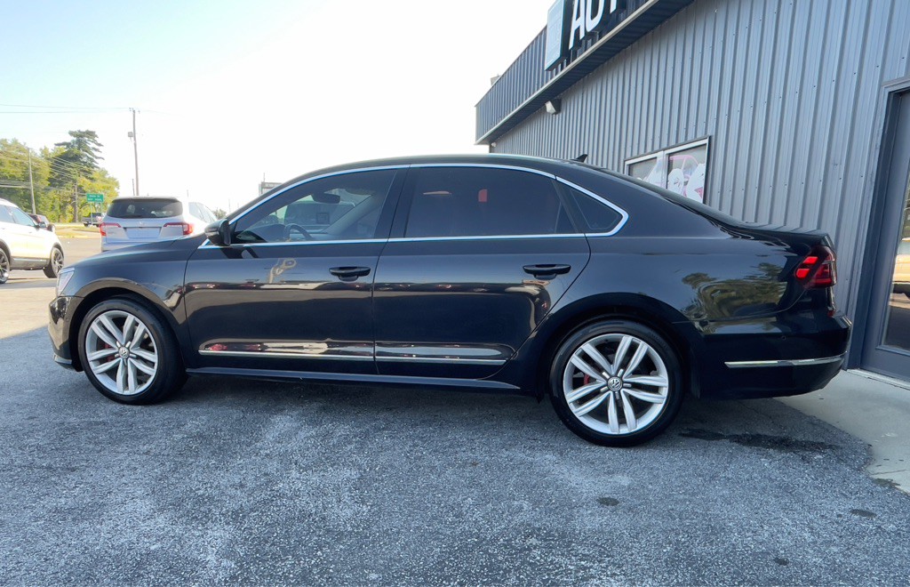 2017 Volkswagen Passat Image 7
