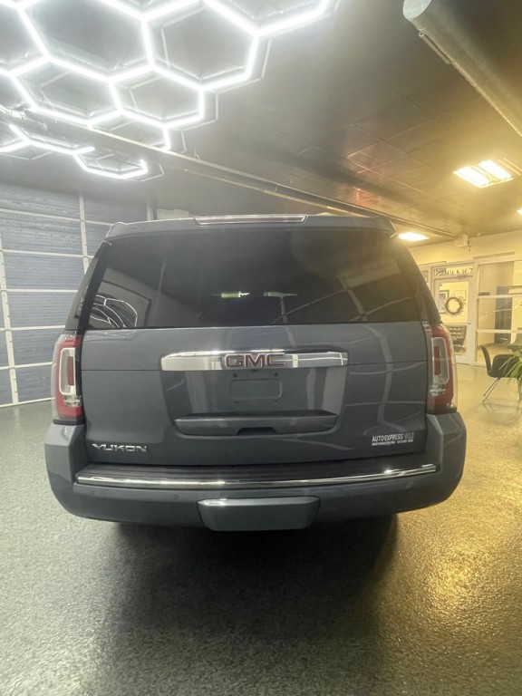 2016 GMC Yukon Image 14
