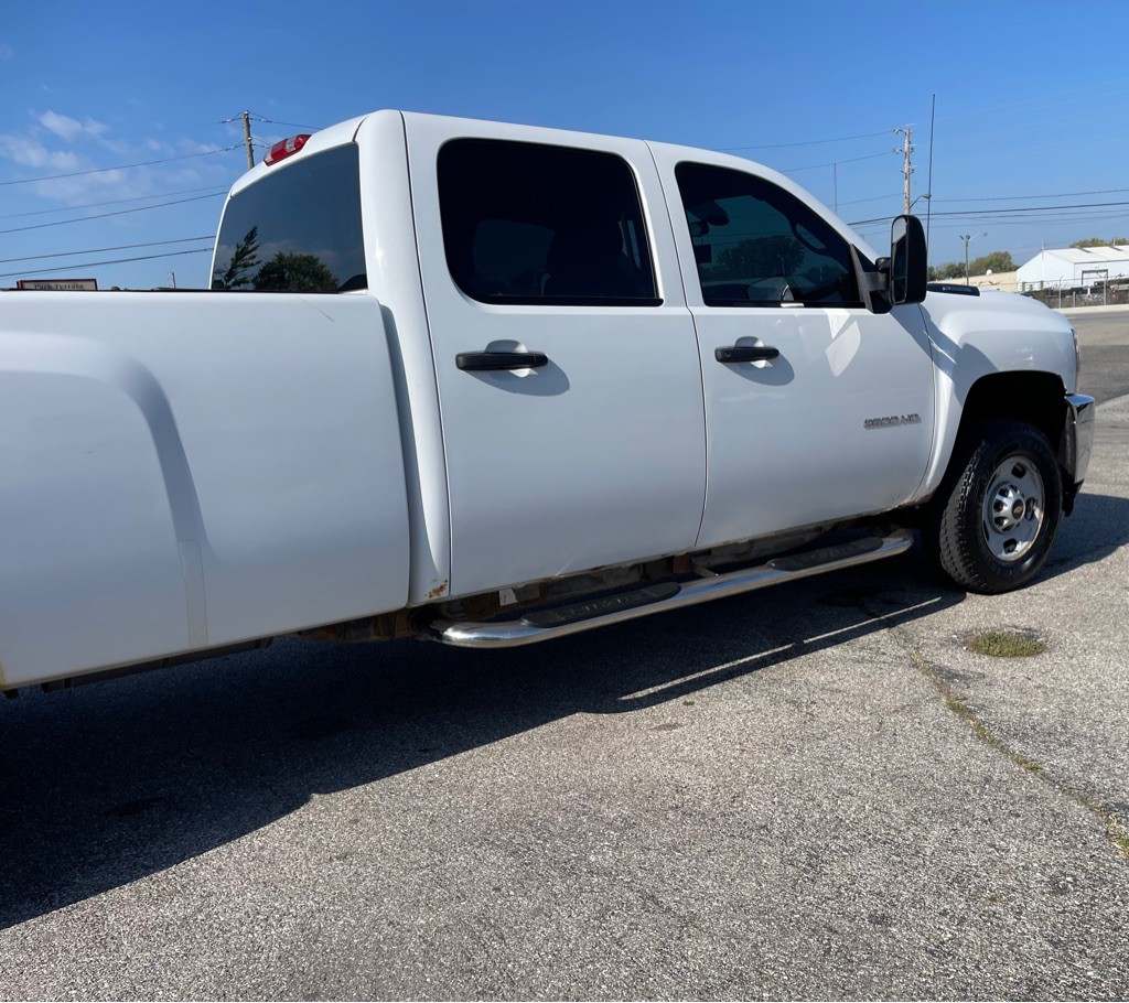 2013 Chevrolet Silverado 1500 Image 2