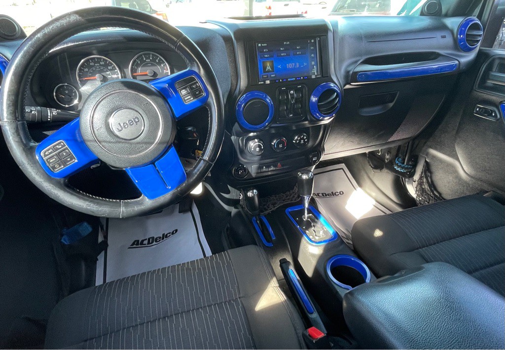 2012 Jeep Wrangler Unlimited Image 8