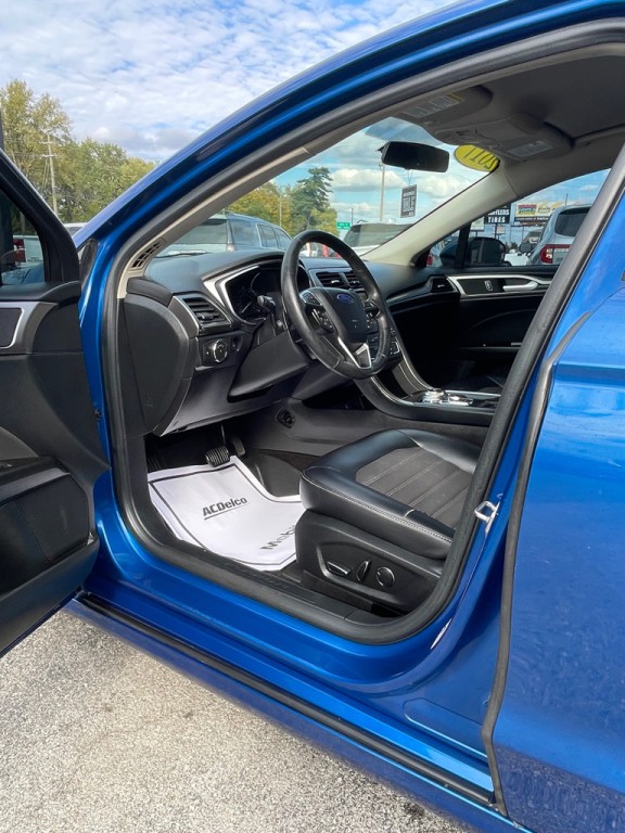 2017 Ford Fusion Image 8