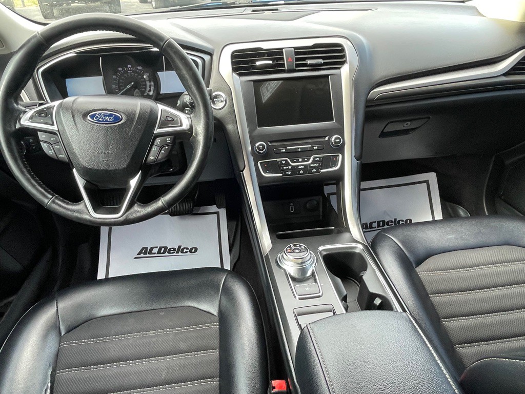 2017 Ford Fusion Image 9