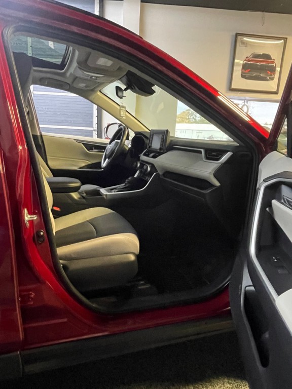 2020 Toyota Rav4 Image 5