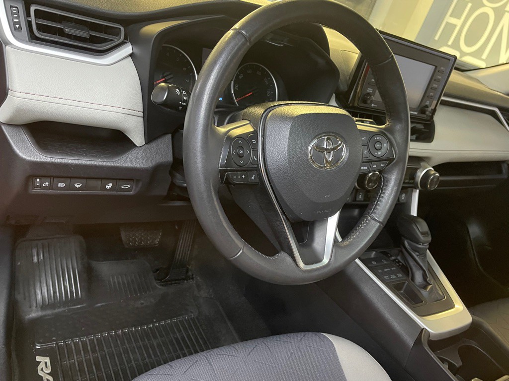 2020 Toyota Rav4 Image 9