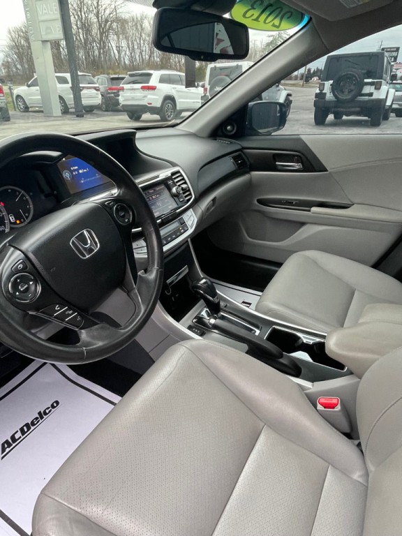 2013 Honda Accord Image 8