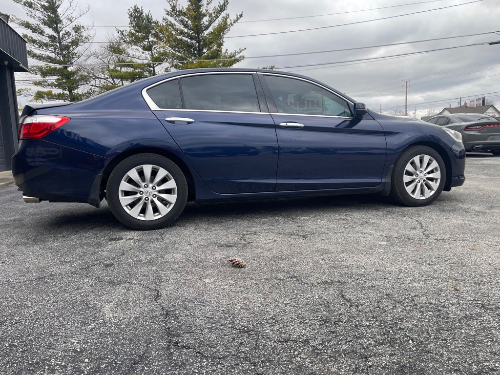 2013 Honda Accord Image 2