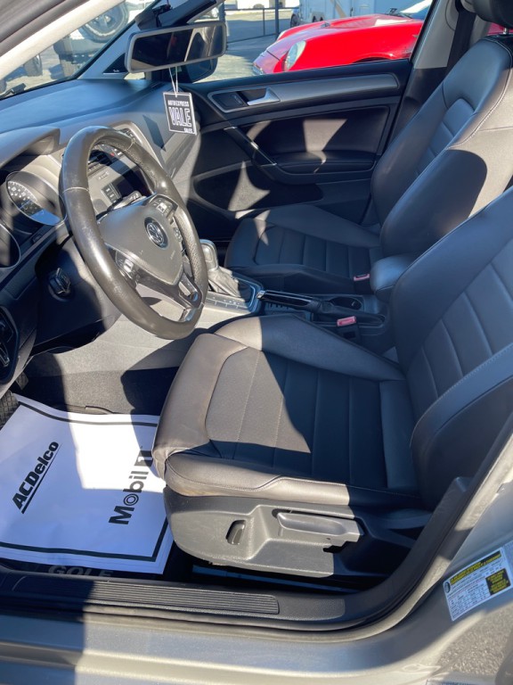 2015 Volkswagen Golf Image 7