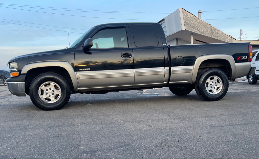 2000 Chevrolet Silverado 1500 Image 9