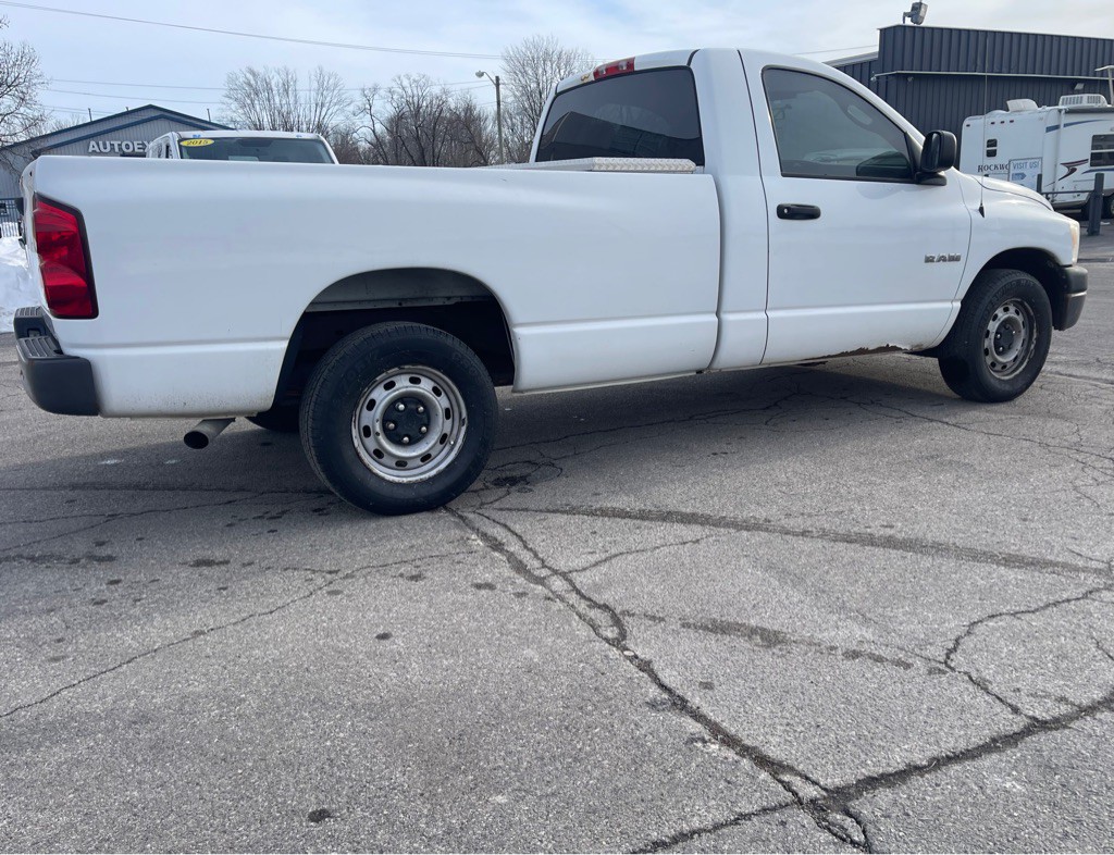 2008 Dodge Ram 1500 Image 3