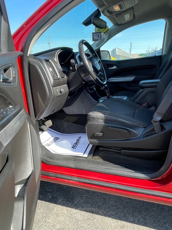 2016 Chevrolet Colorado Image 8