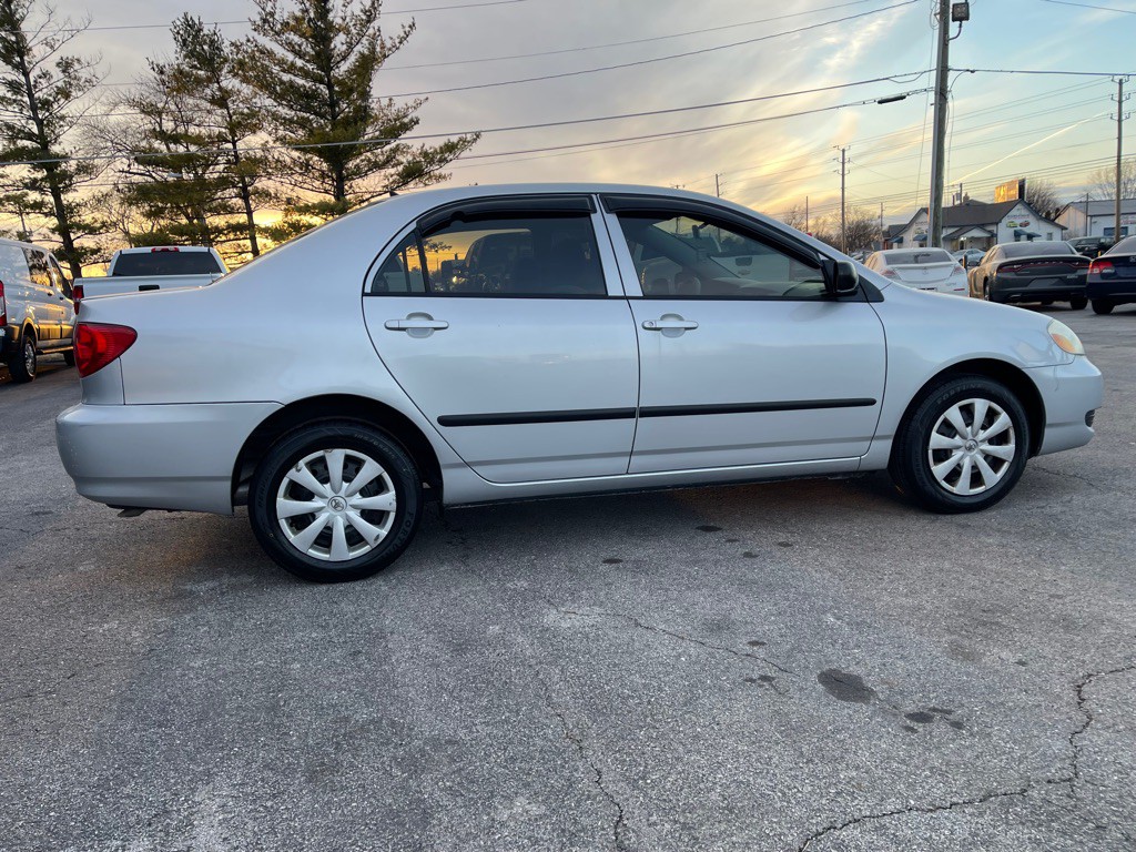 2007 Toyota Corolla Image 2