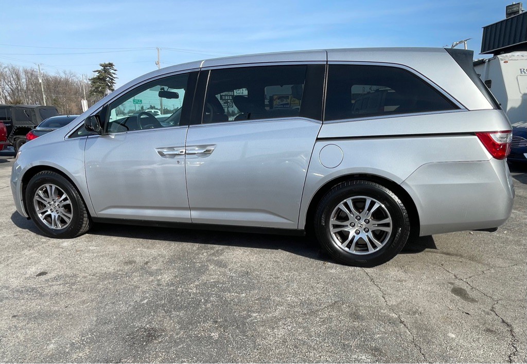 2012 Honda Odyssey Image 5