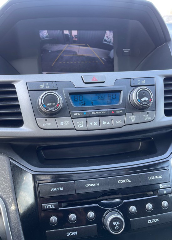 2012 Honda Odyssey Image 14