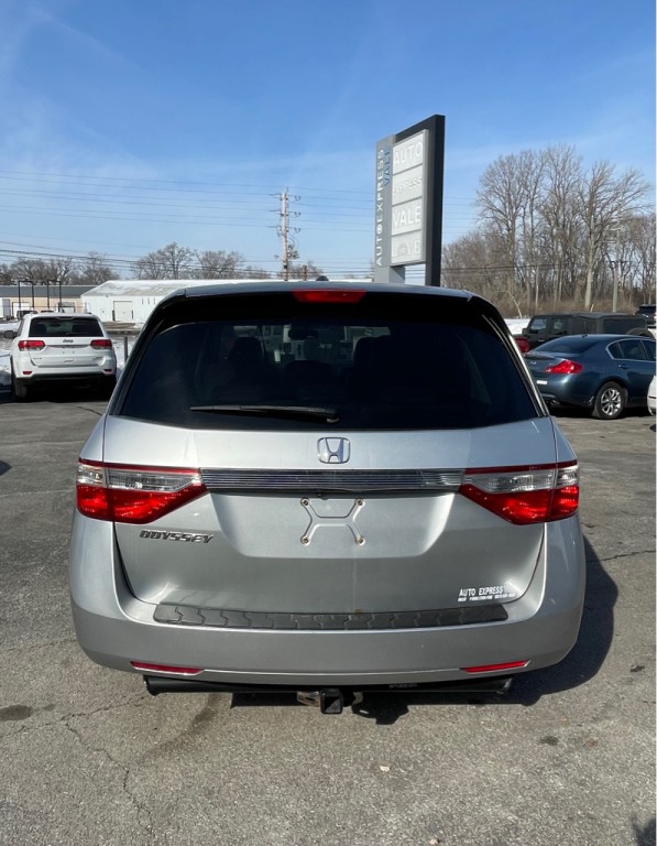 2012 Honda Odyssey Image 17