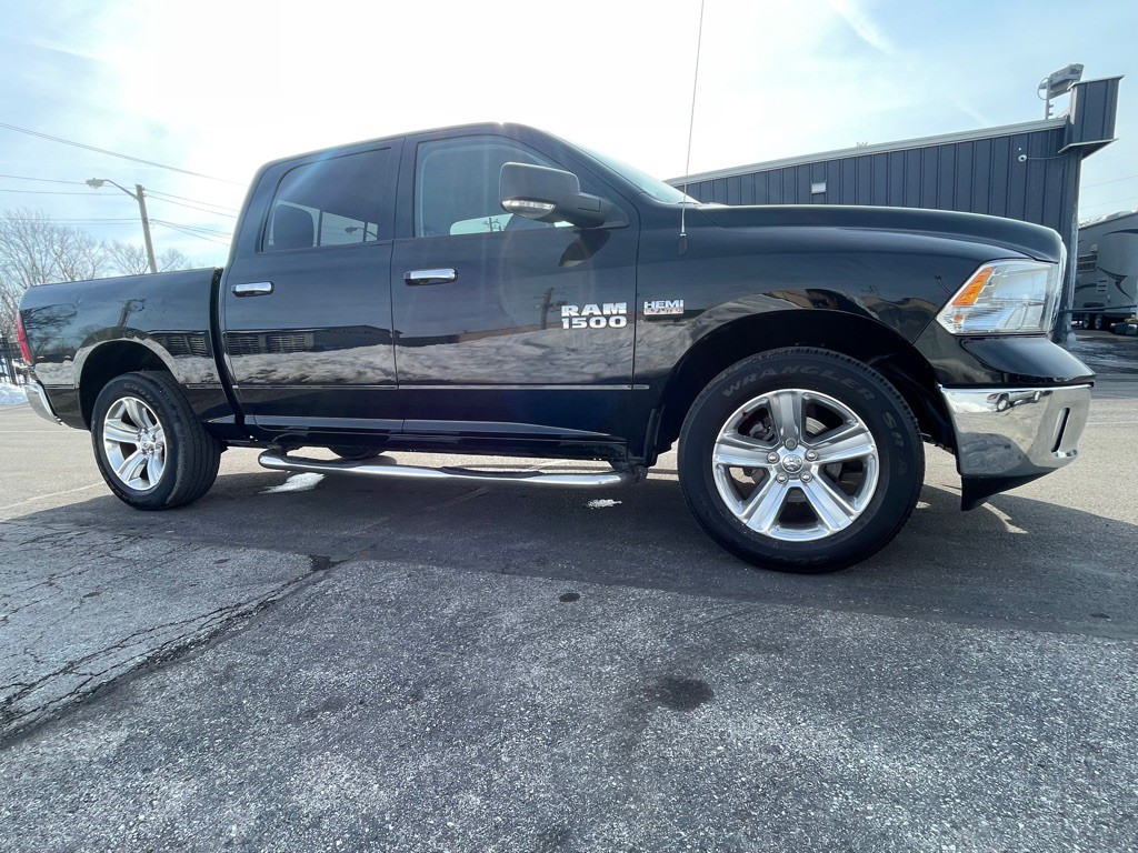 2014 RAM 1500 Image 4