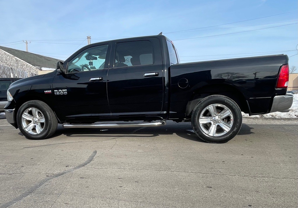 2014 RAM 1500 Image 9