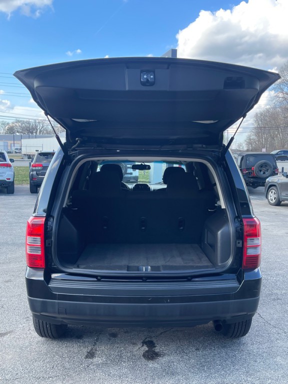 2016 Jeep Patriot Image 10