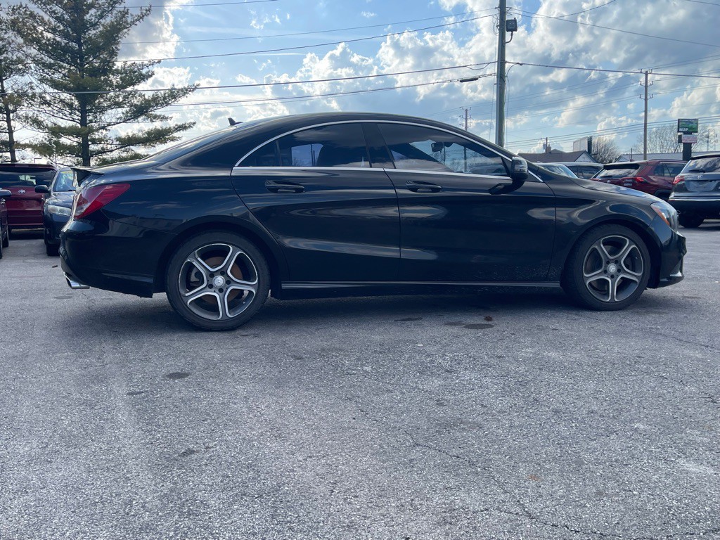 2014 Mercedes-Benz CLA-Class Image 2