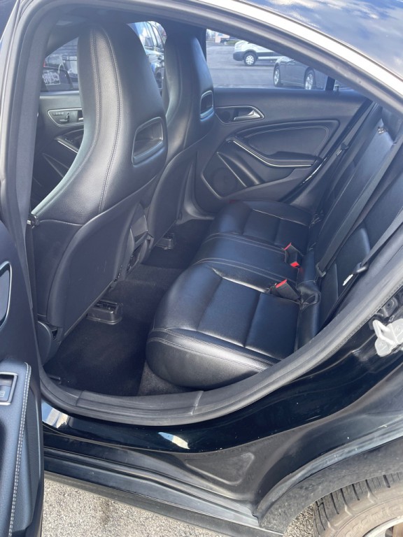 2014 Mercedes-Benz CLA-Class Image 7