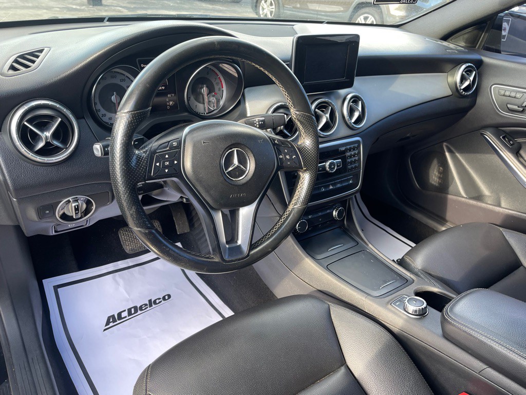 2014 Mercedes-Benz CLA-Class Image 8