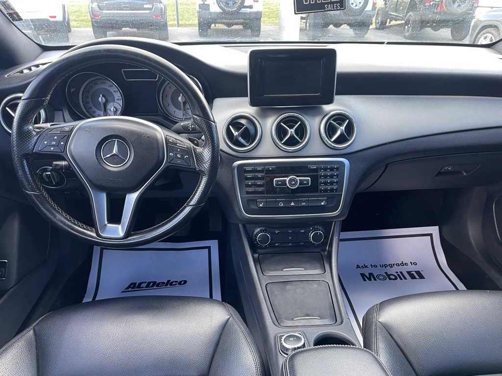 2014 Mercedes-Benz CLA-Class Image 10