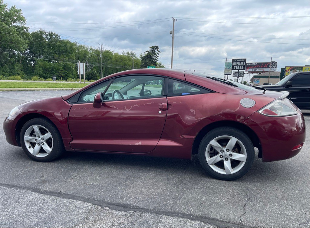 2007 Mitsubishi Eclipse Image 2