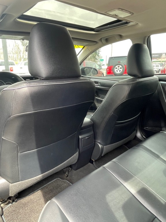 2016 Toyota Corolla Image 5