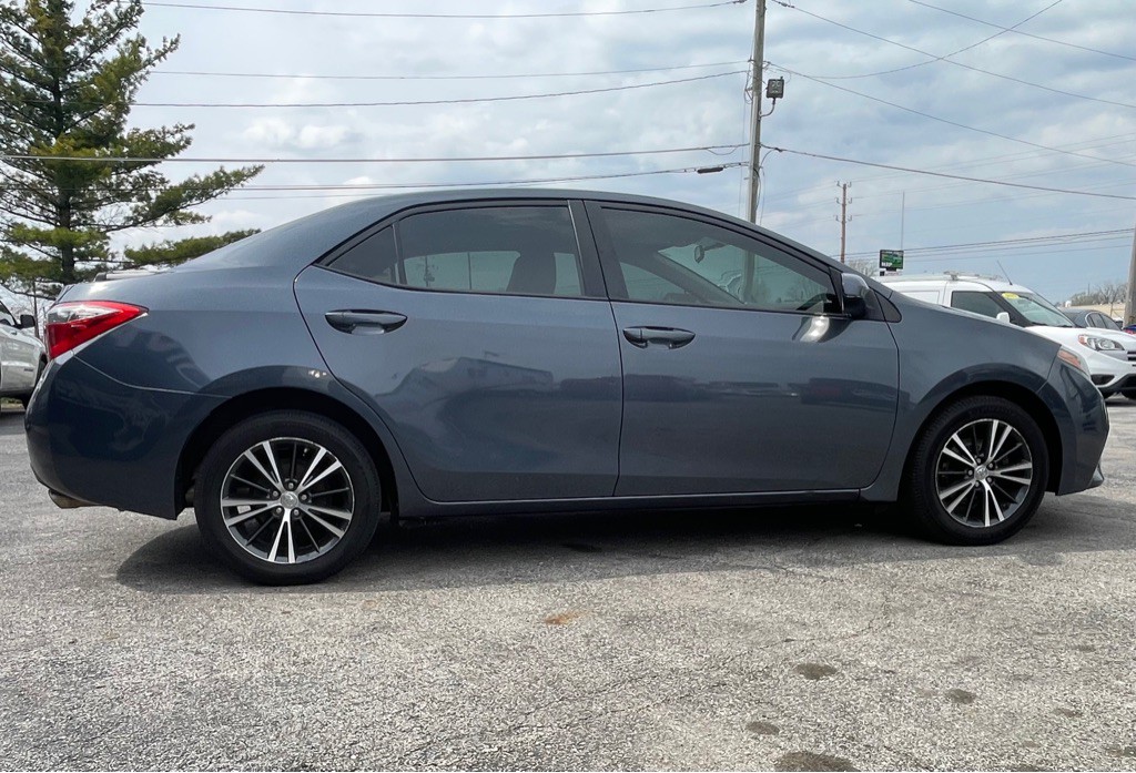2016 Toyota Corolla Image 7